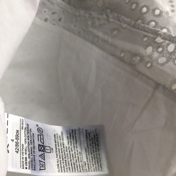 NWOT BANANA REPUBLIC Eyelet Puff-Sleeve Mini Dress - Picture 13 of 13